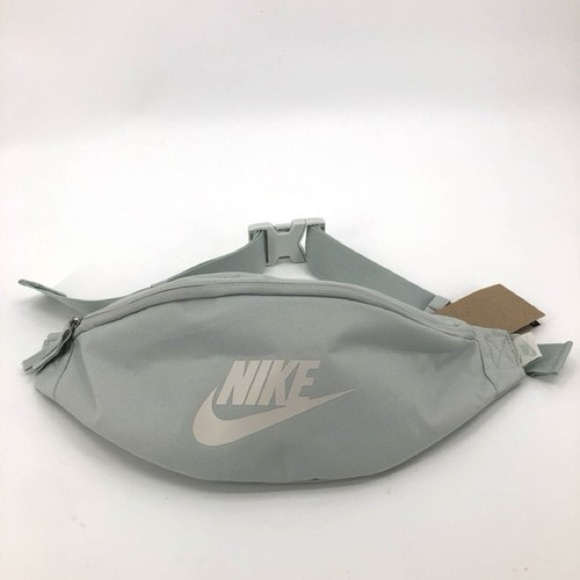 Nike Other - Nike Heritage Waistpack 3L Light Silver Belt Bag Fanny Pack